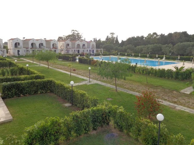 Villaggio Residence Blumare - Appartamenti disposti attorno alla piscina del residence