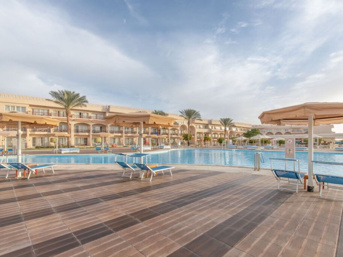 Pickalbatros Royal Moderna Sharm & Aqua Park - Immagine 3