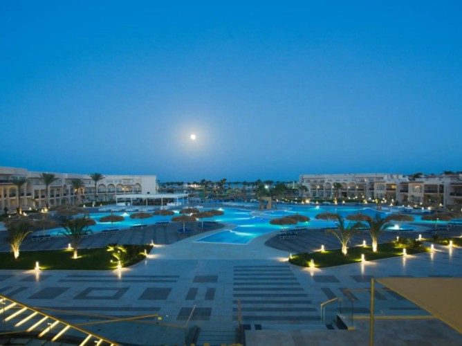 Pickalbatros Royal Moderna Sharm & Aqua Park - Immagine 7