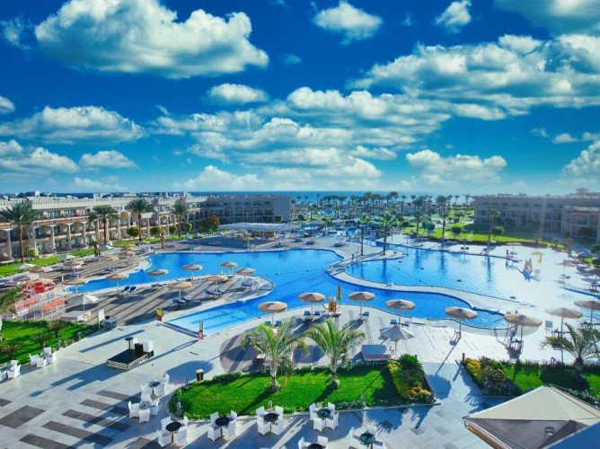 Pickalbatros Royal Moderna Sharm & Aqua Park - Immagine 1