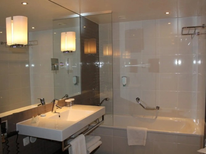 Mövenpick Hotel Amsterdam City Centre - Immagine 9
