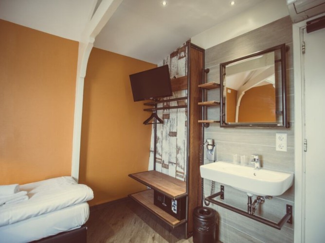 Hotel Tourist Inn - Immagine 9
