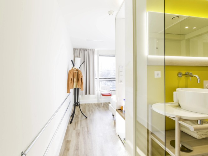 Qbic Hotel Amsterdam WTC - Immagine 7