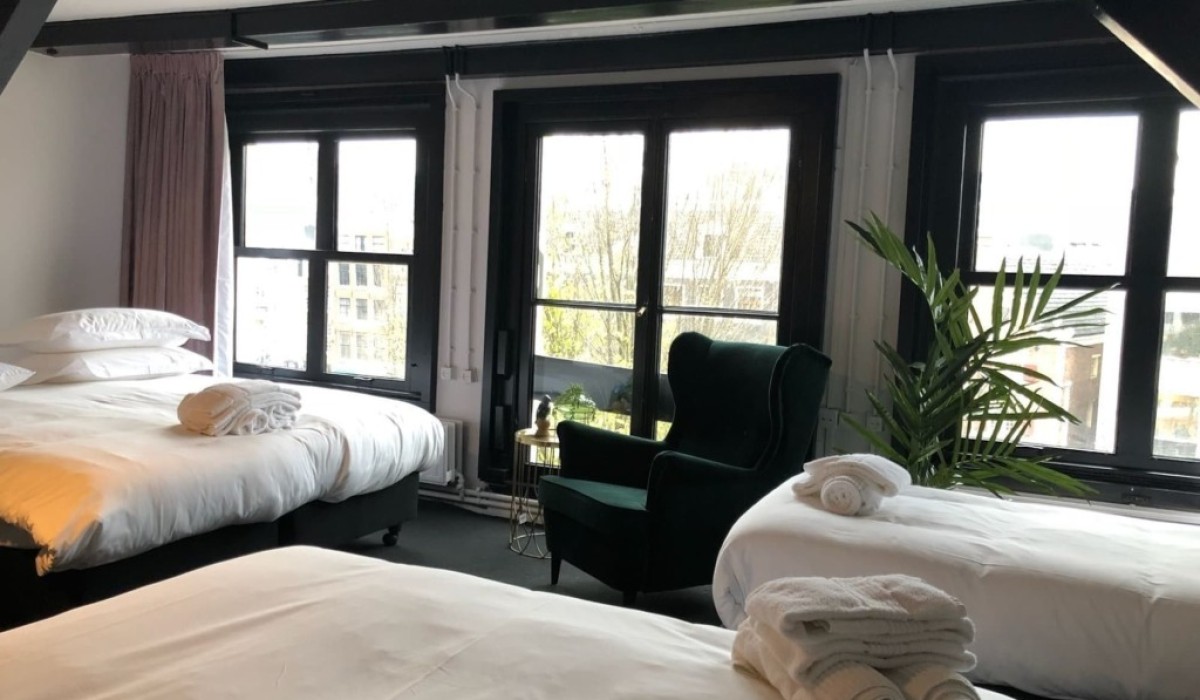 Supper Hotel - Immagine 2