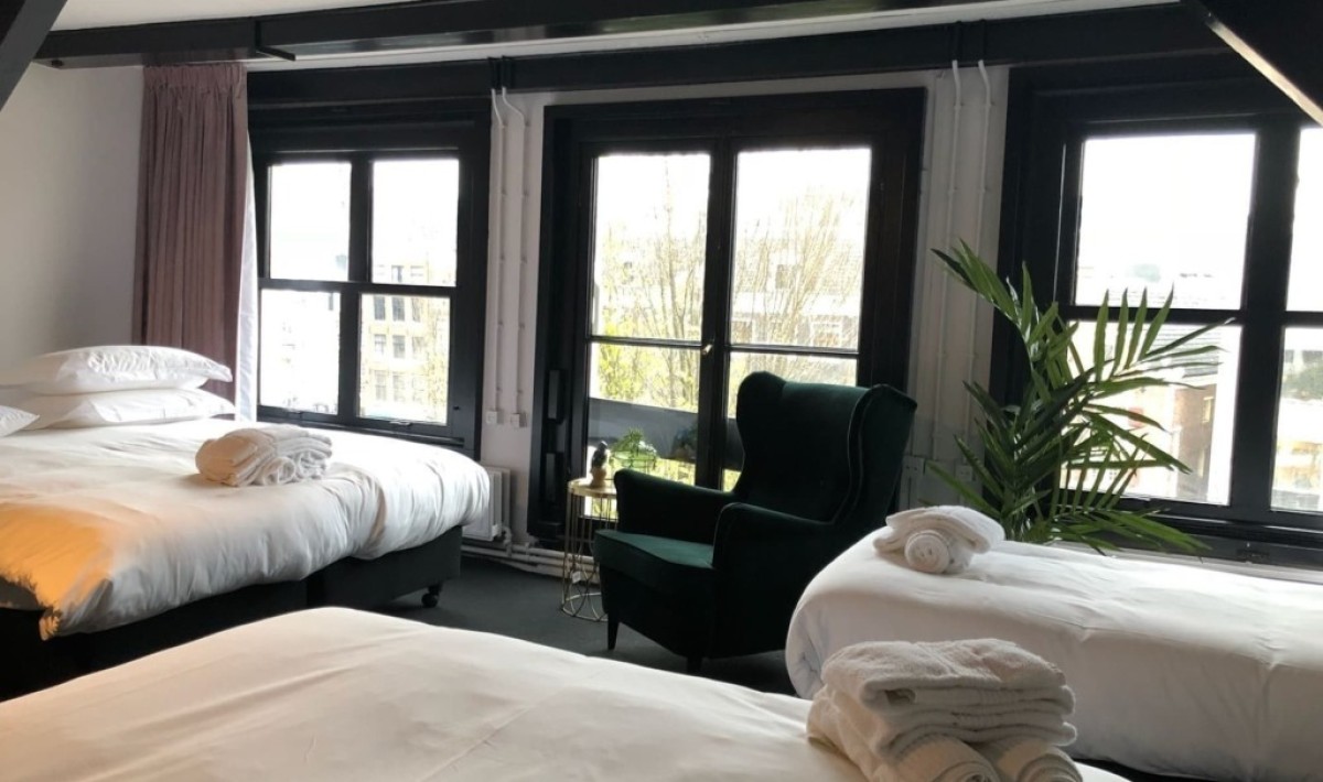 Supper Hotel - Immagine 1