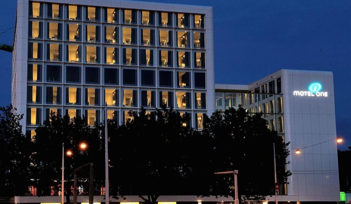 Motel One Amsterdam - Immagine 2