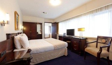 XO Hotels Blue Tower