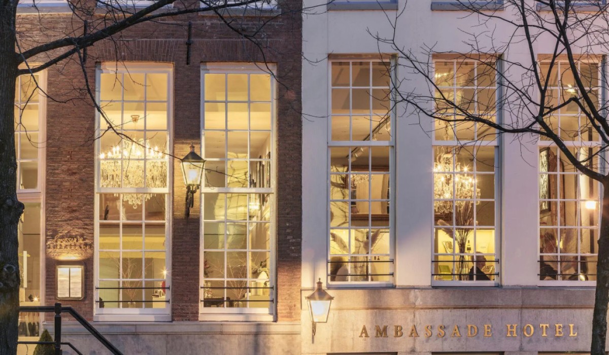 Ambassade Hotel - Immagine 2