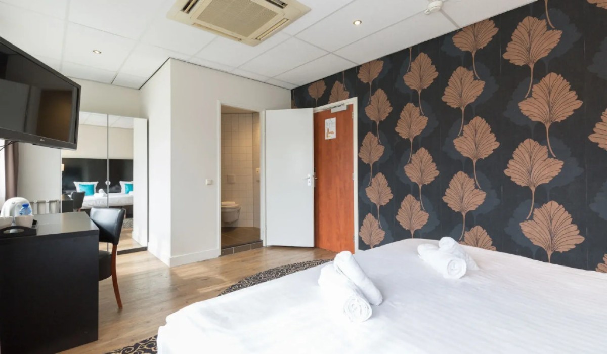 New West Inn Amsterdam - Immagine 5