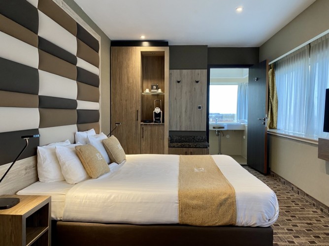 XO Hotels Blue Tower - Immagine 8