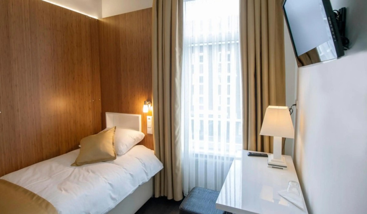 Hotel Larende - Immagine 10