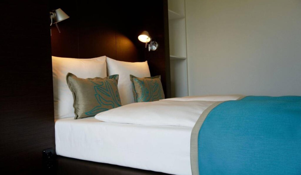 Motel One Amsterdam - Immagine 2