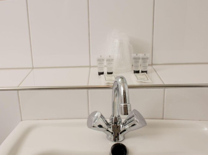 New West Inn Amsterdam - Immagine 9