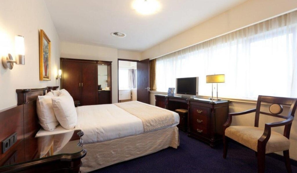 XO Hotels Blue Tower - Immagine 5
