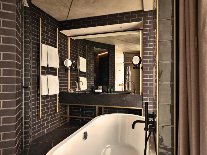 Ruby Emma Hotel Amsterdam - Immagine 9