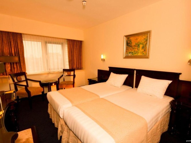 XO Hotels Blue Tower - Immagine 10