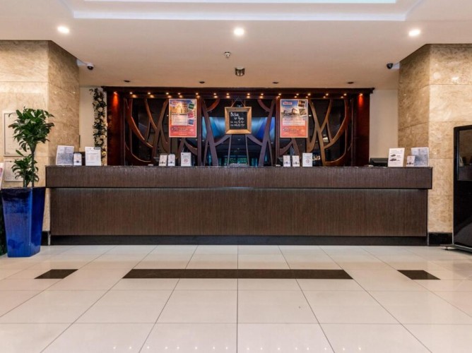 XO Hotels Blue Tower - Immagine 2