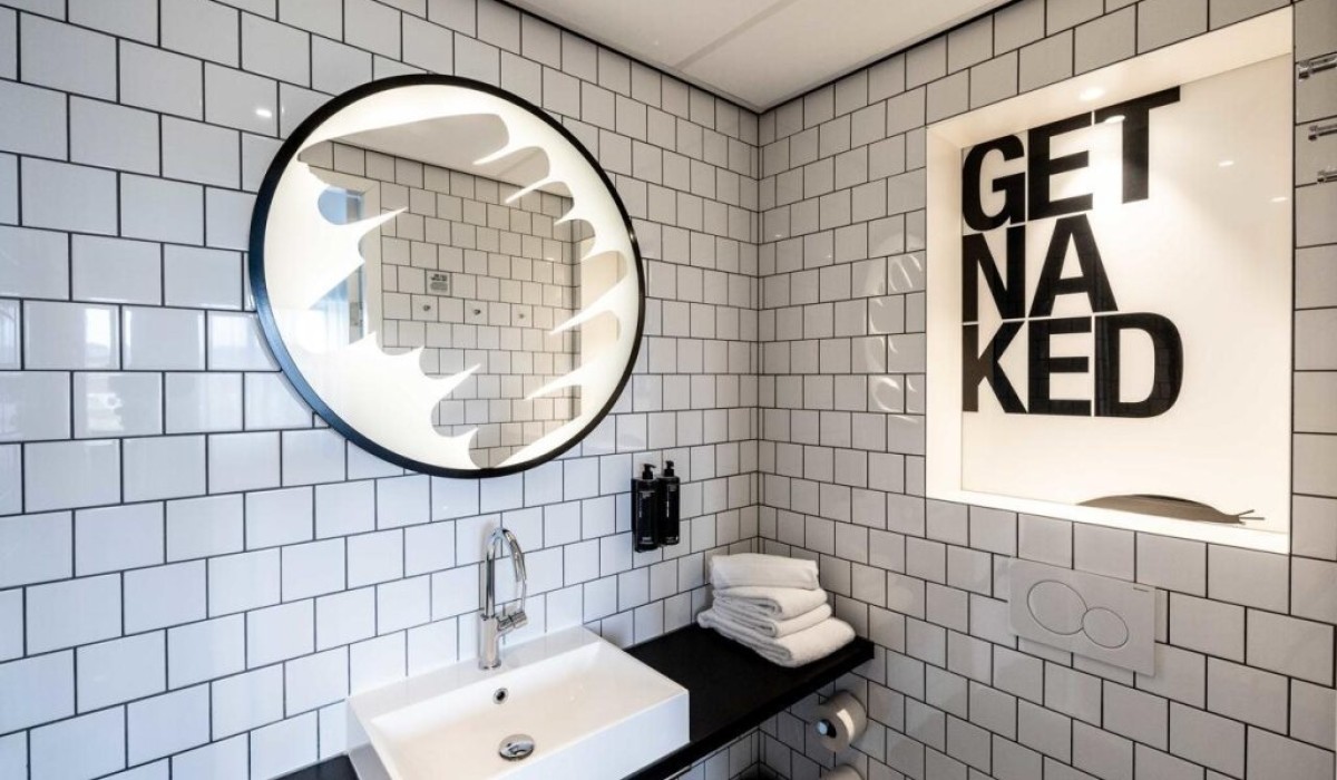 Conscious Hotel The Tire Station - Immagine 7