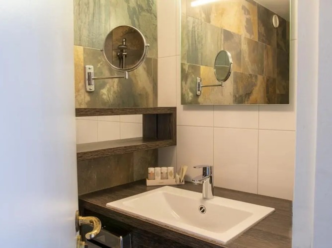Eden Studios and Apartments - Immagine 8