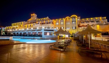 Azka Restaurant