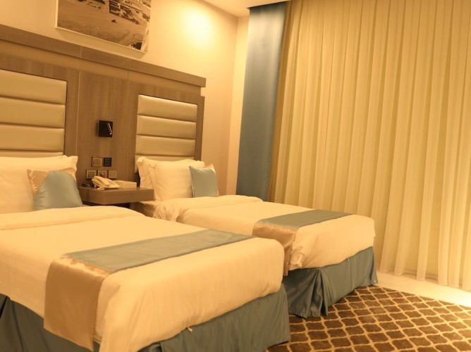 Manazeli Al Corniche Hotel - Immagine 2