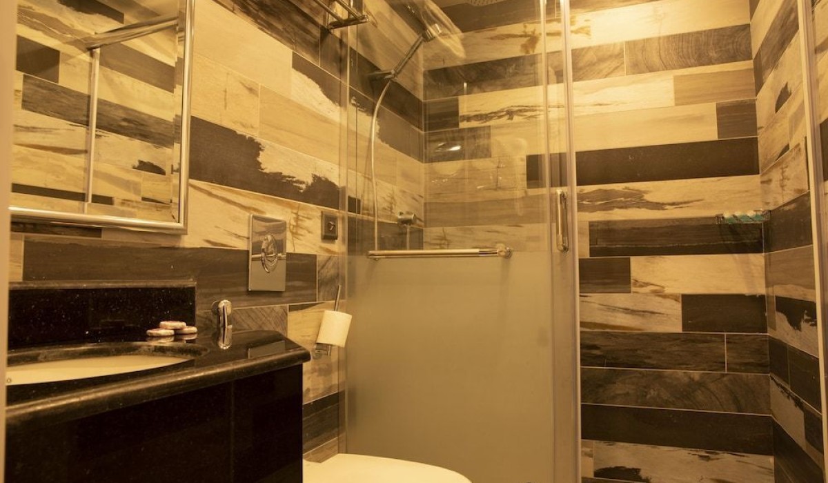 Manazeli Al Corniche Hotel - Immagine 8