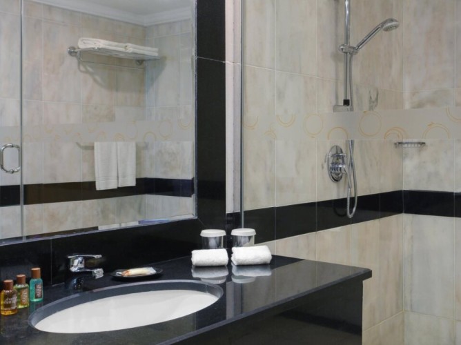 Sheraton Jeddah Hotel - Saudi Brothers Commercial Company Branch - Immagine 6