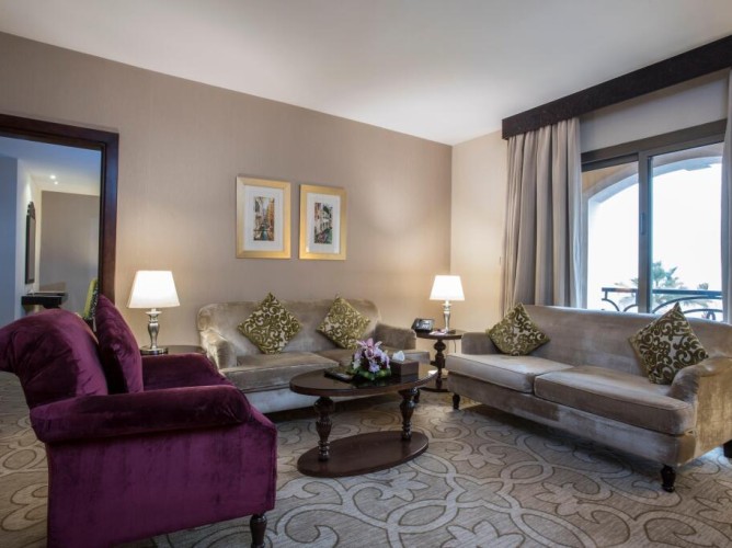 Crowne Plaza Riyadh Al Waha - Immagine 6