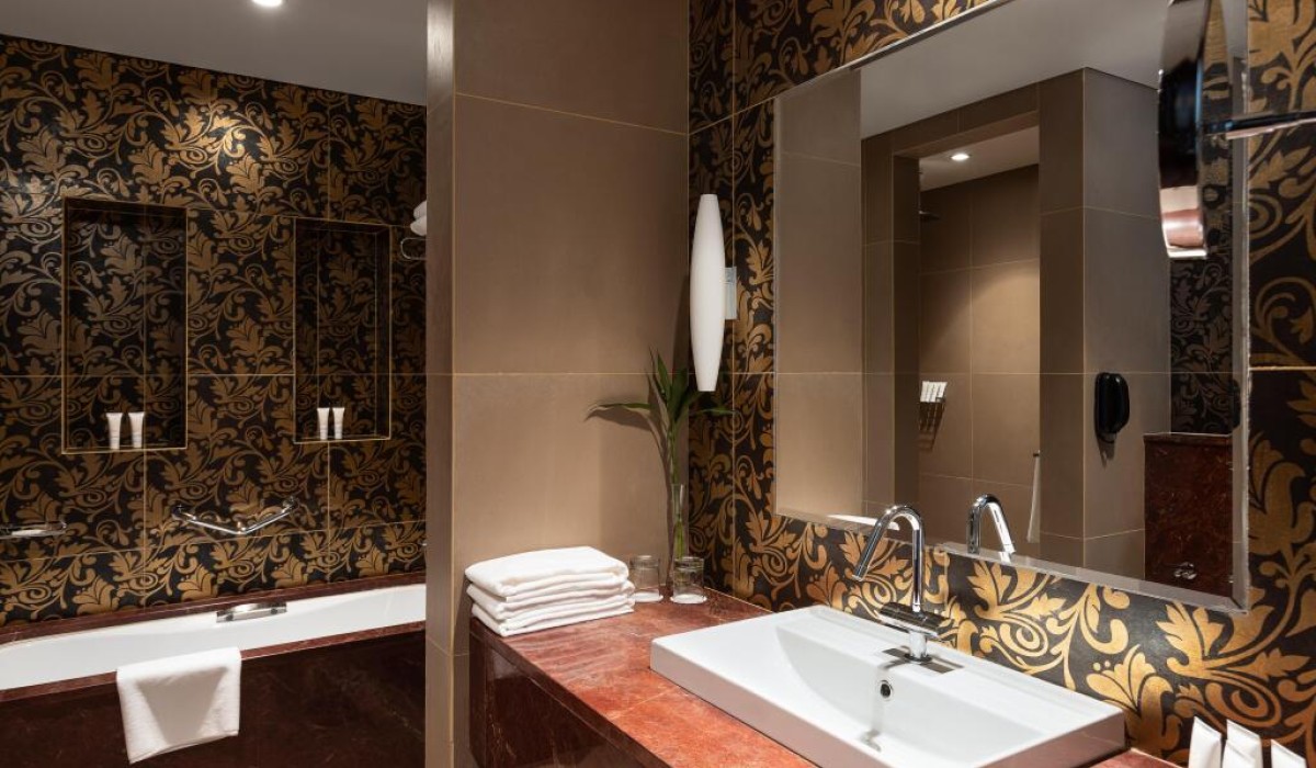 Crowne Plaza Riyadh RDC Hotel & Convention by IHG - Immagine 9