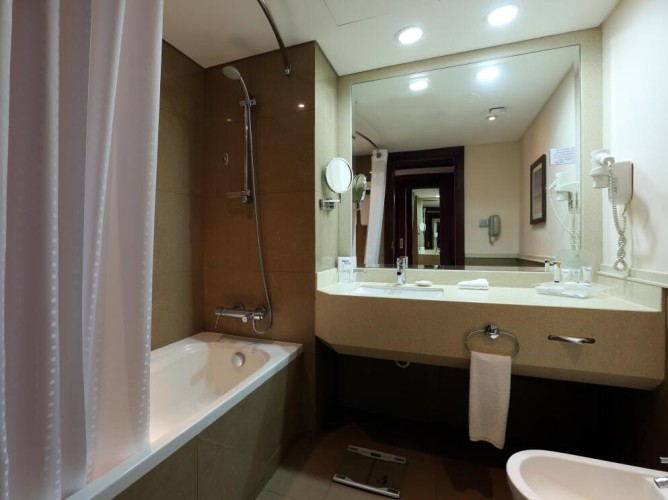 Holiday Inn Riyadh Izdihar by IHG - Immagine 9