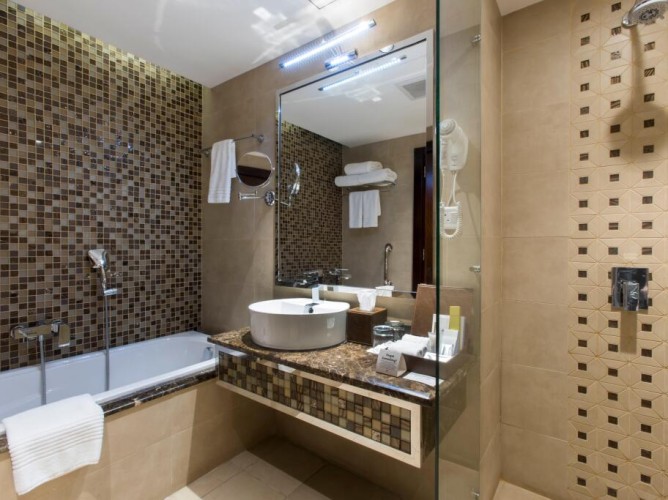 Crowne Plaza Riyadh Al Waha - Immagine 8