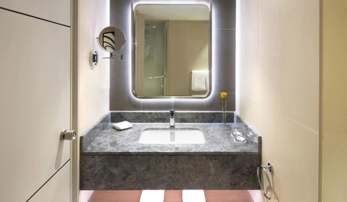 Crowne Plaza Riyadh Palace by IHG - Immagine 10