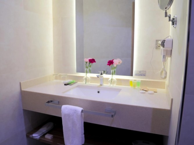 Novotel Suites Riyadh Center - Immagine 8