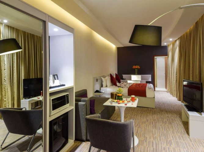 Novotel Suites Riyadh Center - Immagine 4