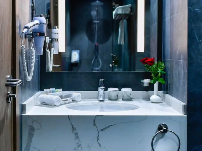 Clarion Hotel Jeddah Airport - Immagine 10