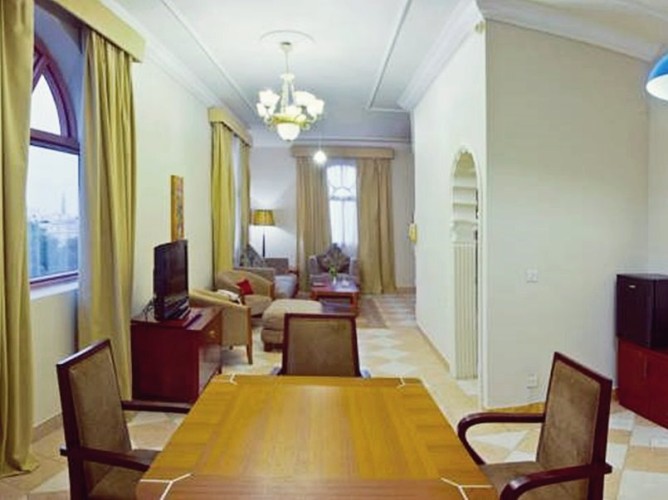Regency Jeddah Hotel - Immagine 9