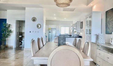 Beachfront Luxury Pent-House at Aquamarina, Cap Cana