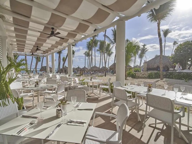 Bahia Principe Gran Bavaro All inclusive - Bahia Principe Grand Turquesa dettagli del beach bar