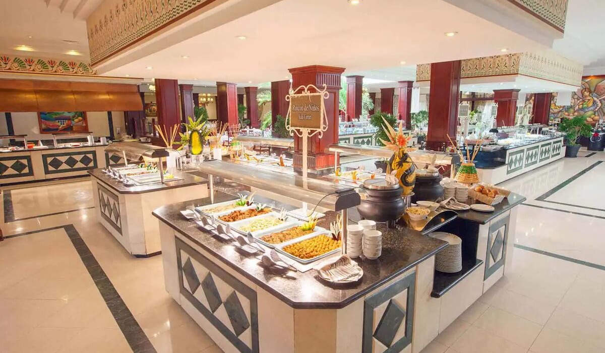 Bahia Principe Gran Bavaro All inclusive - Bahia Principe Grand Turquesa buffet del ristorante bouganville