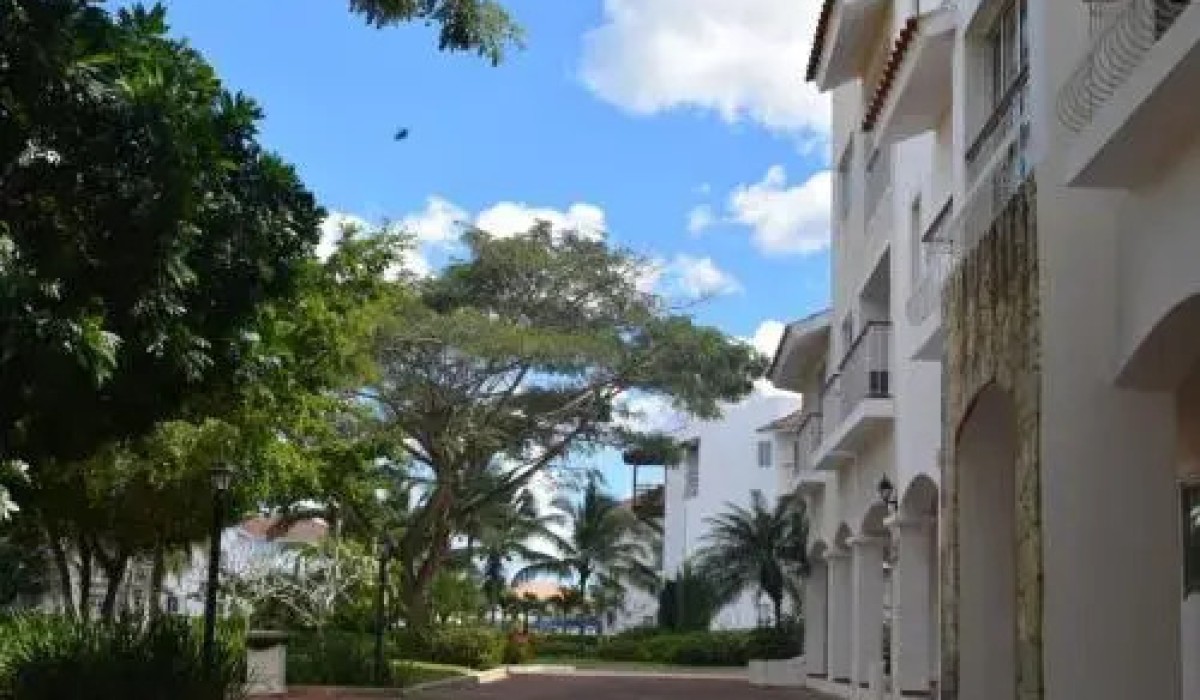 2BR Beach Apt @CadaquesCaribe Bayahibe - Immagine 2