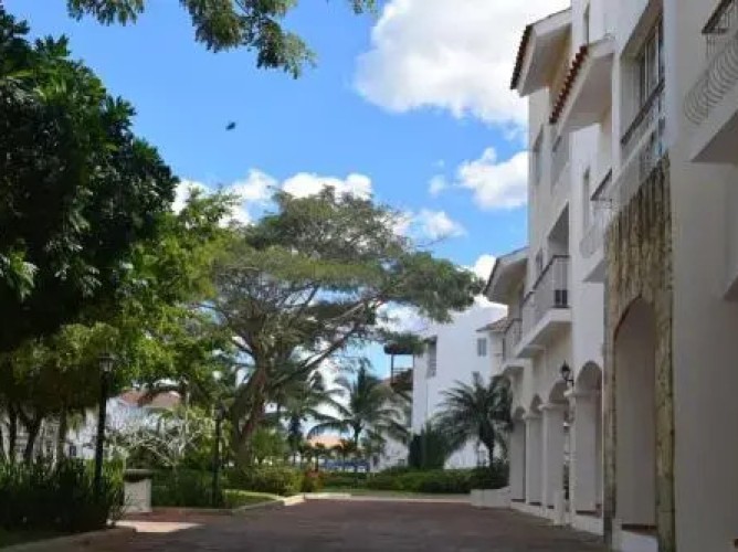 2BR Beach Apt @CadaquesCaribe Bayahibe - Immagine 1