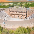 vista dall'alto del teatro di Aspendos