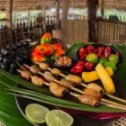 I Chontacuros, o Mayones, sono larve amazzoniche considerate una prelibatezza: arrostite e servite in piatti di terracotta, si gustano con limone fresco, frutta e verdure.