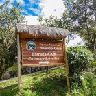 Il Parco Nazionale Cayambe Coca in Ecuador custodisce vulcani, lagune e foreste pluviali, offrendo biodiversità unica, paesaggi spettacolari e sentieri immersi nella natura.