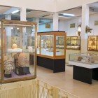 Il Museo Archeologico di Amman conserva reperti dal Neolitico all’epoca islamica, illustrando la lunga storia della regione e delle sue culture.