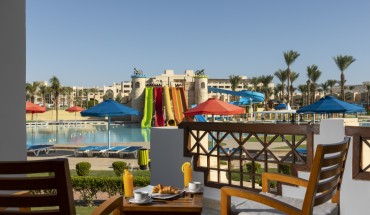 Royal Lagoons Resort & Aqua Park Families and Couples Only