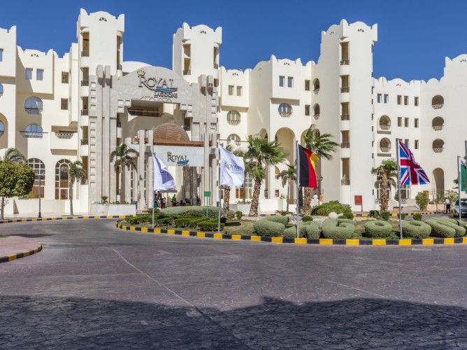 Royal Lagoons Resort & Aqua Park Families and Couples Only - Immagine 1