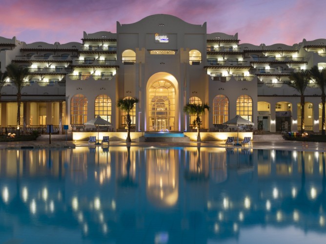 Royal Lagoons Resort & Aqua Park Families and Couples Only - Immagine 2