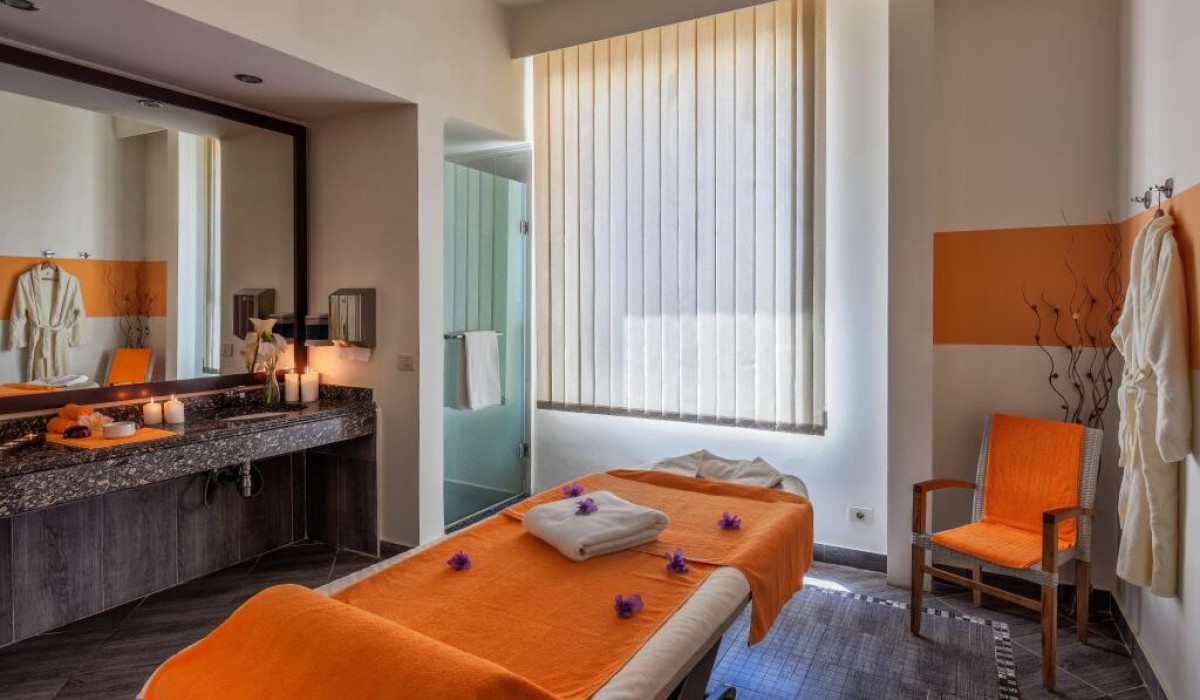 Cleopatra Luxury Resort Makadi Bay - Immagine 10