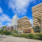 Anfa, quartiere elegante di Casablanca, mescola storia e natura con ville storiche, parchi e viste sul mare, un’oasi tranquilla nel cuore urbano.